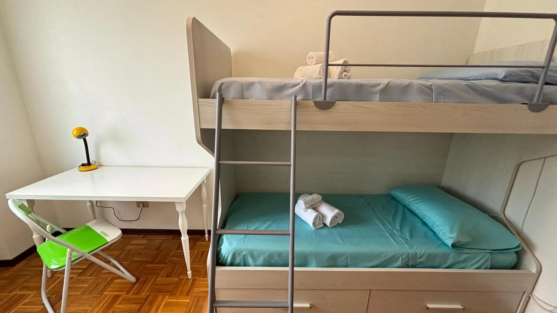 Casa Aurelio 2 Min Dall'Ospedale 内格拉尔 公寓